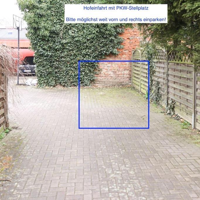 Freundliche Wohnung Mit Parkplatz Und Terrasse Neubrandenburg Exterior foto
